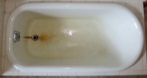 Is it worth it to refinish my Bathtub ?